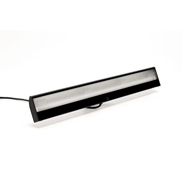 Black LED heater with reflective panel